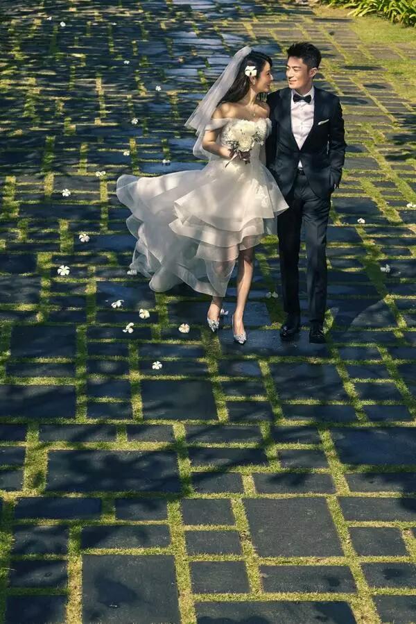 太阳集团tyc|具荷拉拒绝警方的出席调查要求 所属社目前联系不到本人(图2) 太阳集团tyc