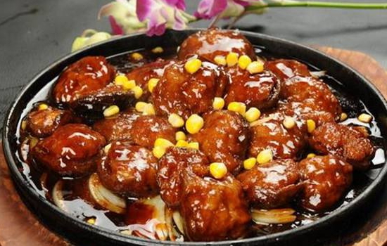 “太阳成集团tyc”老布:国奥一场比一场好前锋表现让我增添信心(图1) 太阳成官网