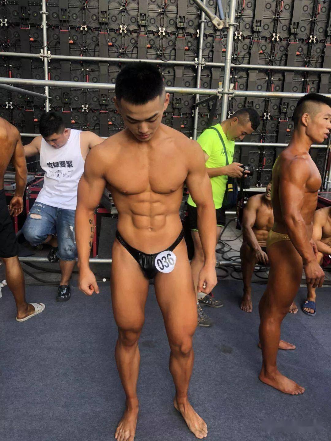 20岁宁夏小伙练就一身肌肉,收获迷妹无数!_太阳成集团tyc(图17)
20岁宁夏小伙练就一身肌肉,收获迷妹无数!_太阳成集团tyc(图17)