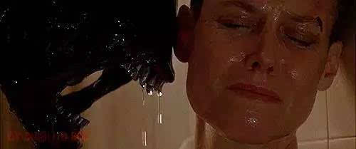 “黑寡妇”斯嘉丽与第二任丈夫离婚 两人曾育有一女-太阳成官网(图2) 太阳集团tyc