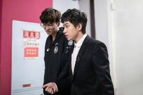 太阳成官网-
LPL牌面！阿布登上央视 说亚运会荣誉感最强 对厂长这样评价(图8)