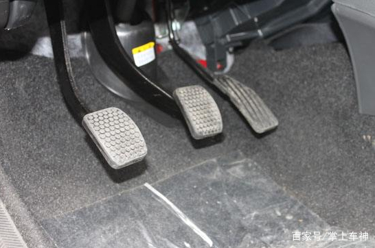 太阳成集团tyc:李英爱时隔13年再度回归大荧幕 出演电影《找找我》(图2) 太阳成官网