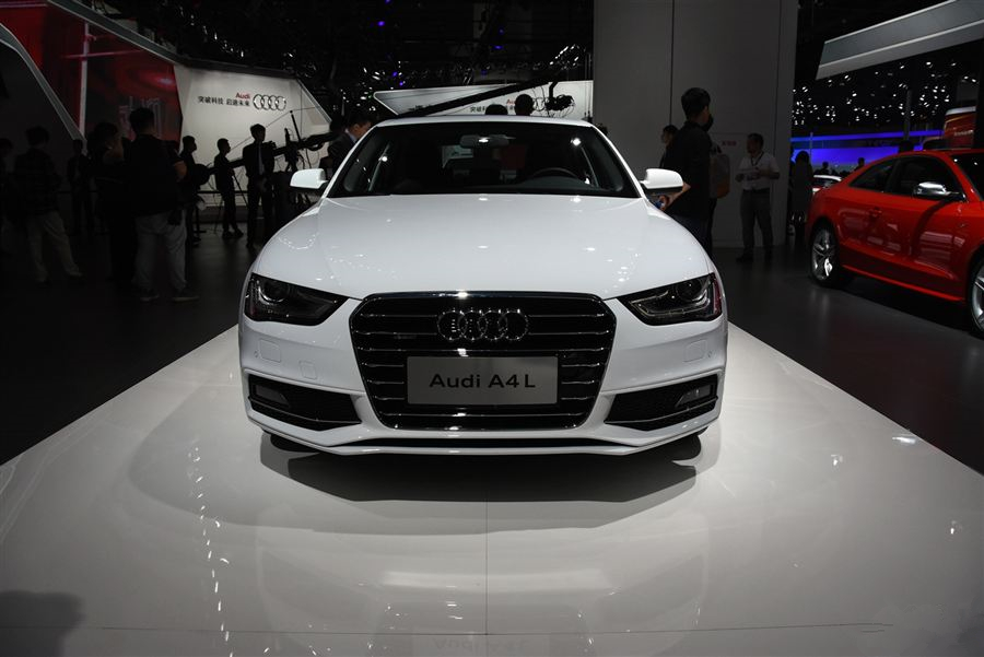 【太阳成集团tyc】“黑寡妇”斯嘉丽与第二任丈夫离婚 两人曾育有一女(图2) 太阳集团tyc