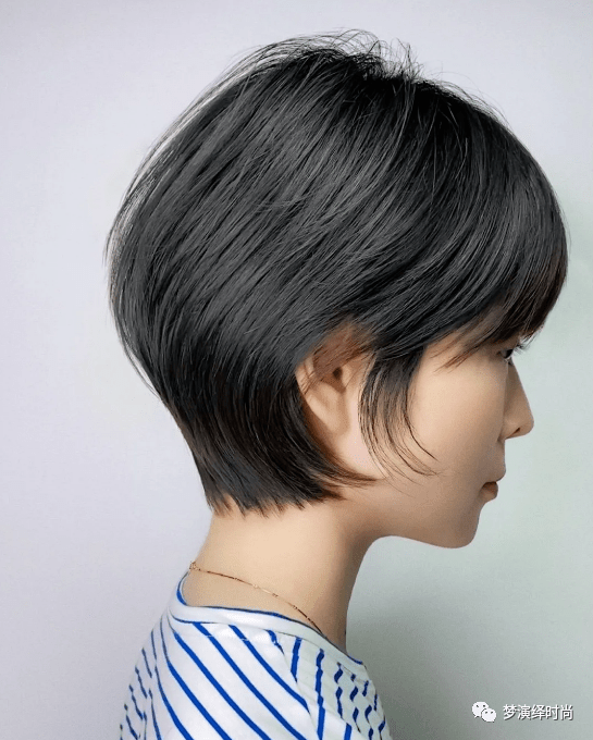 太阳成集团tyc|
2020盛行“5星好评”短发(图25)