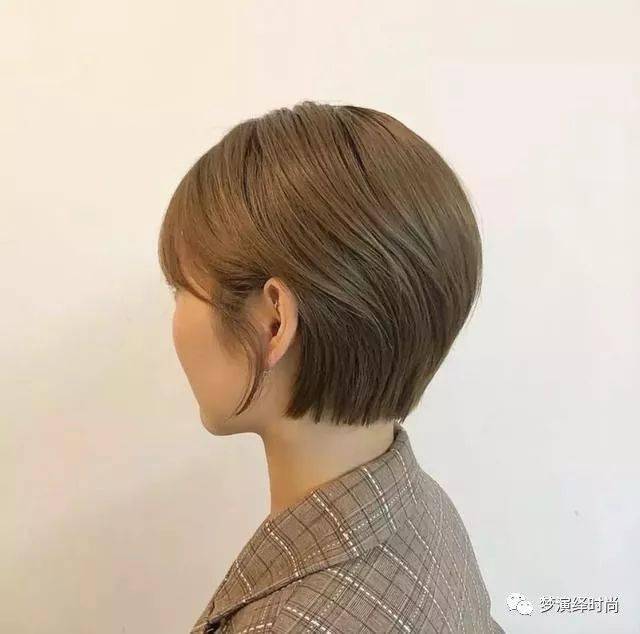 太阳成集团tyc|
2020盛行“5星好评”短发(图27)