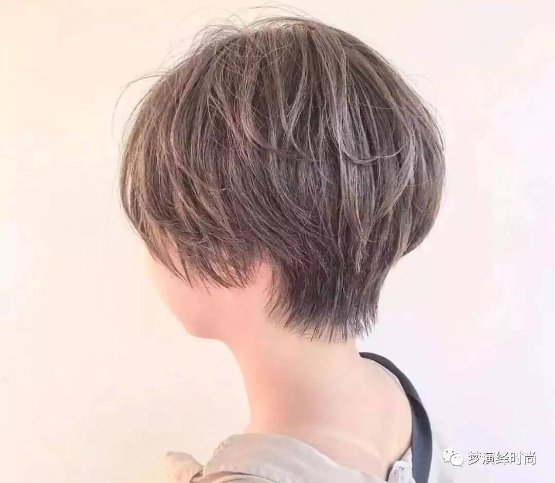 太阳成集团tyc|
2020盛行“5星好评”短发(图31)